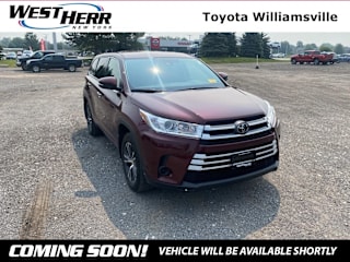 2018 Toyota Highlander LE 5TDBZRFH4JS877329 2018 Toyota Highlander LE