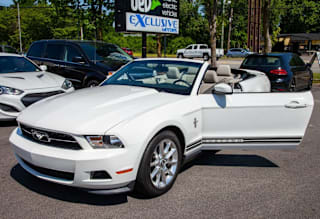 2011 Ford Mustang V6 Premium 1ZVBP8EM5B5149375 2011 Ford Mustang V6 Premium