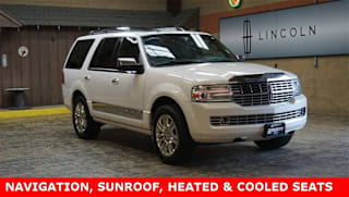 2011 Lincoln Navigator Base 5LMJJ2J57BEJ00490 2011 Lincoln Navigator Base