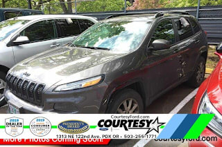2018 Jeep Cherokee Latitude 1C4PJMCB4JD609490 2018 Jeep Cherokee Latitude