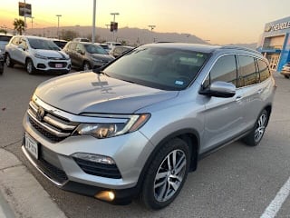 2018 Honda Pilot Touring 5FNYF5H91JB029141 2018 Honda Pilot Touring