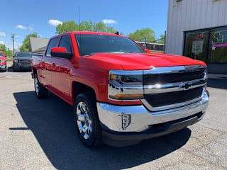 2018 Chevrolet Silverado 1500 LT 3GCUKRER0JG319533 2018 Chevrolet Silverado 1500 LT