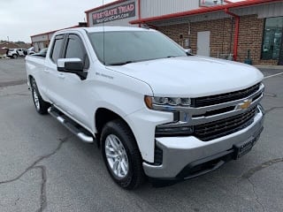 2019 Chevrolet Silverado 1500 LT 1GCRYDED8KZ187957 2019 Chevrolet Silverado 1500 LT