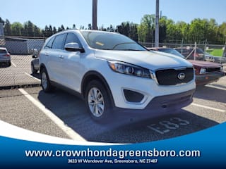 2017 Kia Sorento 5XYPG4A33HG200564 2017 Kia Sorento