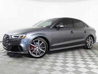 2018 Audi S3 2.0T quattro Premium Plus WAUB1GFF3J1085743 2018 Audi S3 2.0T quattro Premium Plus