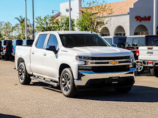 2019 Chevrolet Silverado 1500 LT 3GCPWCED4KG125060 2019 Chevrolet Silverado 1500 LT