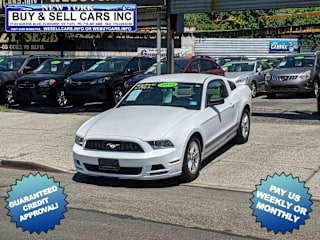 2014 Ford Mustang V6 1ZVBP8AM2E5279799 2014 Ford Mustang V6