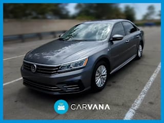 2018 Volkswagen Passat 2.0T S 1VWAA7A37JC051575 2018 Volkswagen Passat 2.0T S