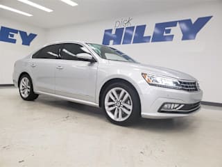 2017 Volkswagen Passat V6 SEL Premium 1VWCM7A3XHC059714 2017 Volkswagen Passat V6 SEL Premium