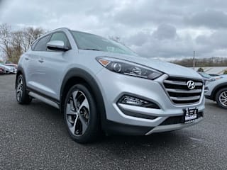2018 Hyundai Santa Fe Sport 2.4L 5XYZUDLB2JG555804 2018 Hyundai Santa Fe Sport 2.4L