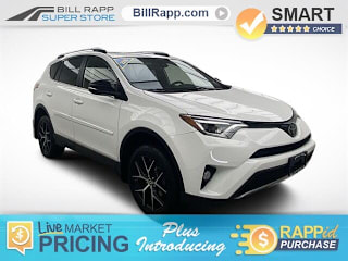 2018 Toyota RAV4 SE JTMJFREV8JJ252277 2018 Toyota RAV4 SE