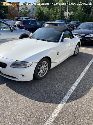 2004 BMW Z4 2.5i 4USBT33424LR66879 2004 BMW Z4 2.5i