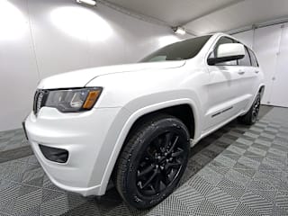 2018 Jeep Grand Cherokee Altitude 1C4RJFAG2JC501412 2018 Jeep Grand Cherokee Altitude