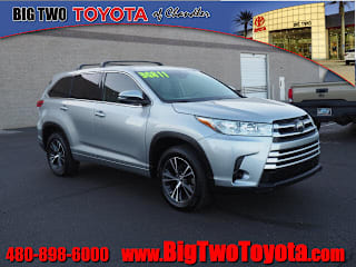 2018 Toyota Highlander LE 5TDZZRFH1JS286504 2018 Toyota Highlander LE