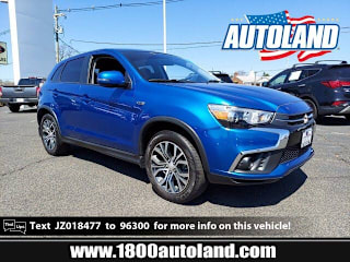 2018 Mitsubishi Outlander Sport LE JA4AP3AU4JZ018477 2018 Mitsubishi Outlander Sport LE
