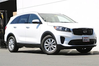 2019 Kia Sorento LX 5XYPG4A33KG604682 2019 Kia Sorento LX