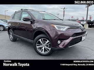 2017 Toyota RAV4 XLE 2T3WFREV2HW320123 2017 Toyota RAV4 XLE