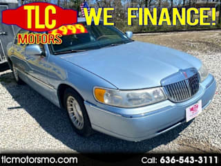 1998 Lincoln Town Car 1LNFM81W4WY665411 1998 Lincoln Town Car