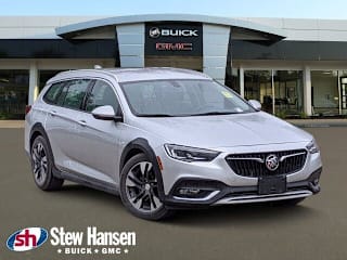 2018 Buick Regal TourX Preferred W04GU8SXXJ1110202 2018 Buick Regal TourX Preferred