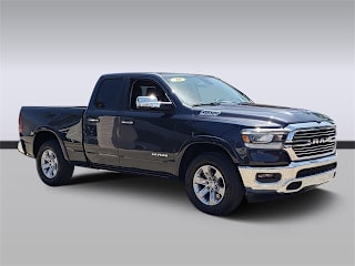 2020 Ram Pickup 1500 Laramie 1C6RREDT5LN270886 2020 Ram Pickup 1500 Laramie