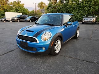 2009 MINI Cooper S WMWMF73549TW81210 2009 MINI Cooper S