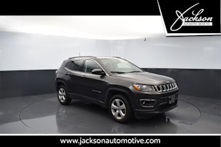 2019 Jeep Compass Latitude 3C4NJDBB7KT838797 2019 Jeep Compass Latitude