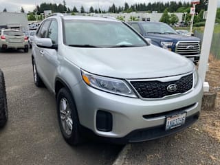 2014 Kia Sorento LX 5XYKTDA76EG425520 2014 Kia Sorento LX