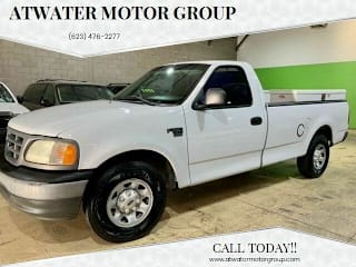 2004 Ford F-150 Heritage XL 2FTPF17Z74CA51081 2004 Ford F-150 Heritage XL