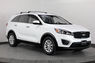 2018 Kia Sorento LX 5XYPGDA34JG352083 2018 Kia Sorento LX