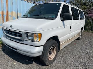 2000 Ford E-250 Base 1FTNE2420YHB38391 2000 Ford E-250 Base