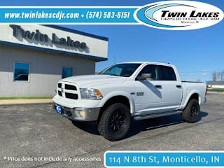 2018 Ram Pickup 1500 1C6RR7LT6JS300182 2018 Ram Pickup 1500