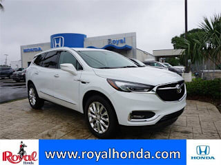 2019 Buick Enclave Essence 5GAERBKW2KJ103783 2019 Buick Enclave Essence
