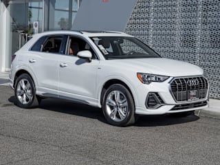 2021 Audi Q3 WA1DECF32M1082054 2021 Audi Q3