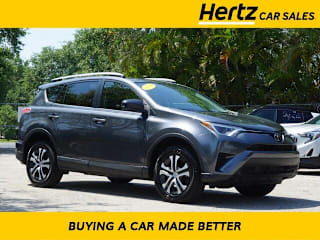 2018 Toyota RAV4 LE JTMZFREV9JD131436 2018 Toyota RAV4 LE