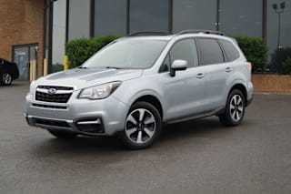 2018 Subaru Forester 2.5i Premium JF2SJAEC8JH564837 2018 Subaru Forester 2.5i Premium