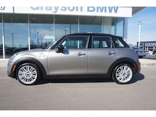 2020 MINI Hardtop 4 Door WMWXU9C0XL2M81674 2020 MINI Hardtop 4 Door