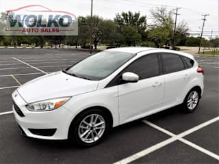 2016 Ford Focus SE 1FADP3K29GL325421 2016 Ford Focus SE