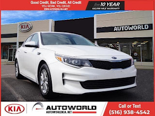 2018 Kia Optima LX KNAGT4L35J5235725 2018 Kia Optima LX