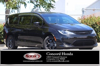 2018 Chrysler Pacifica Touring Plus 2C4RC1FG0JR287405 2018 Chrysler Pacifica Touring Plus