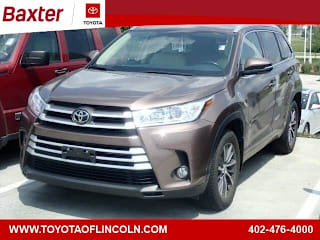2018 Toyota Highlander XLE 5TDJZRFH3JS805582 2018 Toyota Highlander XLE
