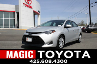 2018 Toyota Corolla LE 2T1BURHE0JC077735 2018 Toyota Corolla LE