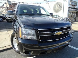 2011 Chevrolet Suburban 1GNSKHE37BR216664 2011 Chevrolet Suburban