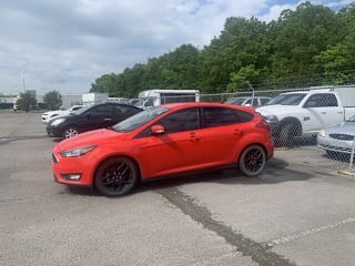 2016 Ford Focus SE 1FADP3K25GL256906 2016 Ford Focus SE