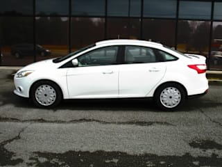 2014 Ford Focus SE 1FADP3F20EL393792 2014 Ford Focus SE
