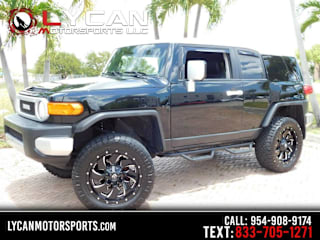2009 Toyota FJ Cruiser Base JTEBU11F09K061187 2009 Toyota FJ Cruiser Base