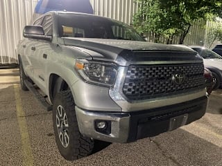 2018 Toyota Tundra SR5 5TFDY5F14JX762344 2018 Toyota Tundra SR5