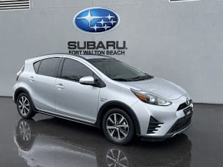 2018 Toyota Prius c JTDKDTB33J1602389 2018 Toyota Prius c