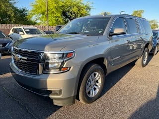 2018 Chevrolet Suburban 1GNSKHKC7JR202184 2018 Chevrolet Suburban