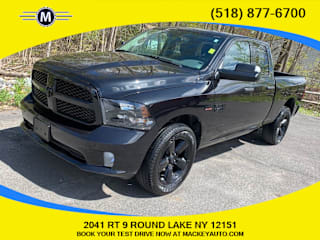 2018 Ram Pickup 1500 Express 1C6RR7FT3JS138622 2018 Ram Pickup 1500 Express
