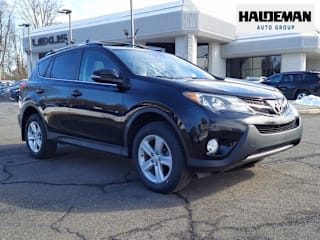 2014 Toyota RAV4 XLE 2T3RFREV4EW171075 2014 Toyota RAV4 XLE